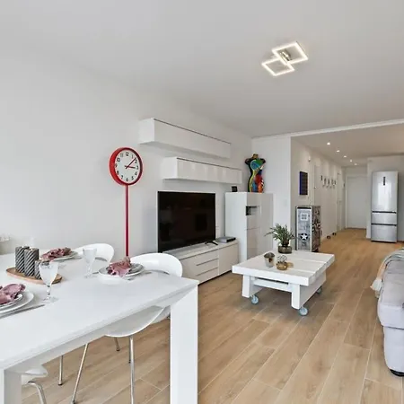 Huswell - Apartment With Frontal Sea View In Knokke Exterior photo