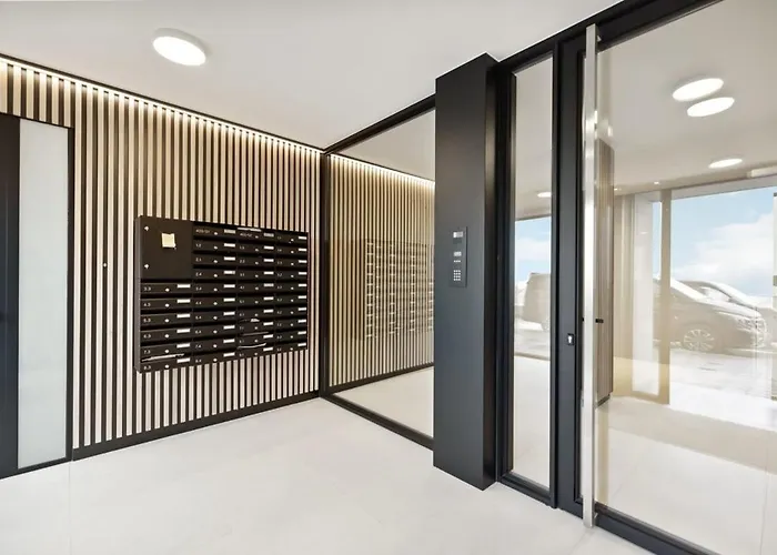 Huswell - Apartment With Frontal Sea View In Knokke